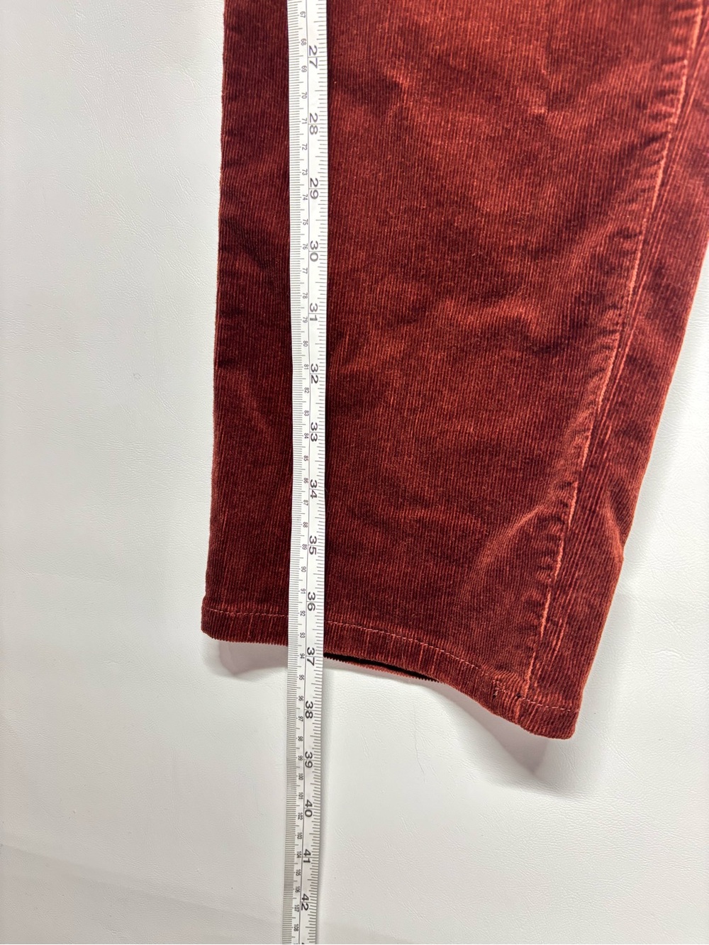 ✨Jones & Co Jones New York Burgundy Corduroy Pants Straight-Leg Crop Size 10 - Picture 15 of 16